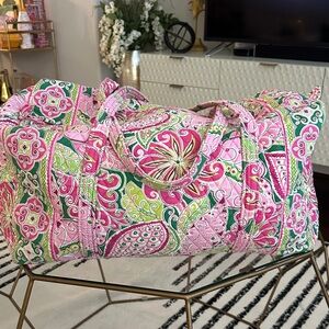 Vera Bradley Pink/Green Paisley Duffle (Matching garment & weekender for sale)